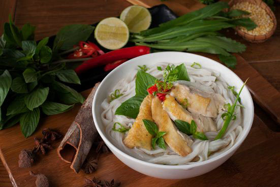 chicken-pho-hanoi-vietnam-2